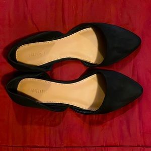 Forever 21 black flats size 6